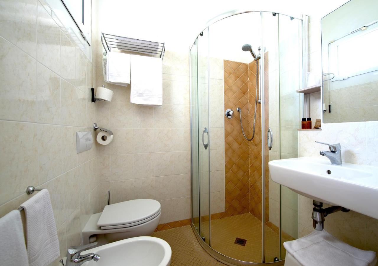 Hotel Baltic Cesenatico Εξωτερικό φωτογραφία